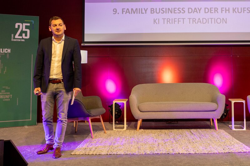 Thomas Baumann als Speaker beim 9. Family Business Day an der HOK