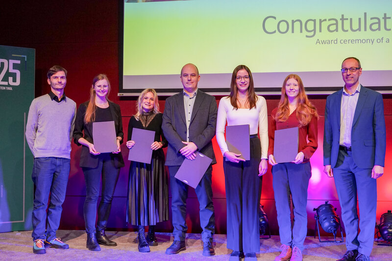 Gruppenbild DSIA/WEB/WCIS -Studierende anlässlich der Verleihung der Leistungsstipendien an der HOK.