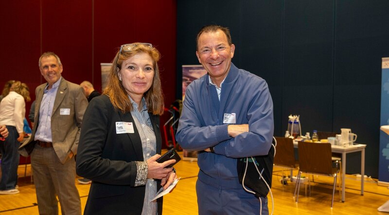 Claudia Van der Vorst und Thomas Madritsch zu Besuch auf der Girls! TECH UP Day. 