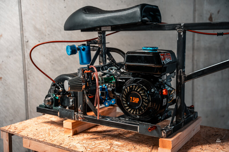Motor eines Mini-Bikes der Tiny Torquer in der Nahansicht. 