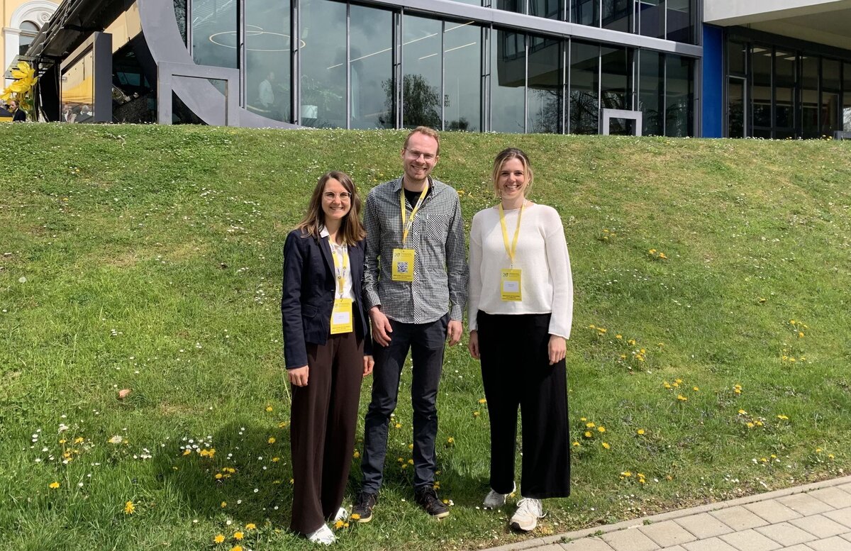 Lea Carnuth, Lukas Hartleif und Stephanie Kogler vertraten die Hochschule beim 19. Forschungsforum der österreichischen Fachhochschulen.