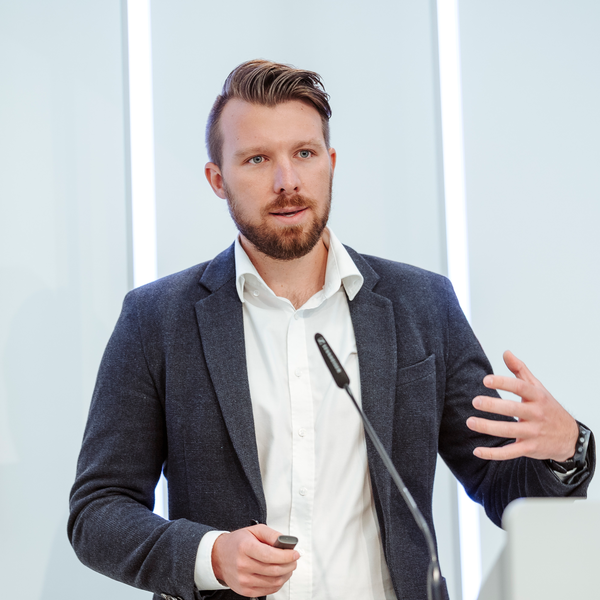 Dominik Wörz, Lehrender im Masterstudiengang AI Systems Engineering | © privat