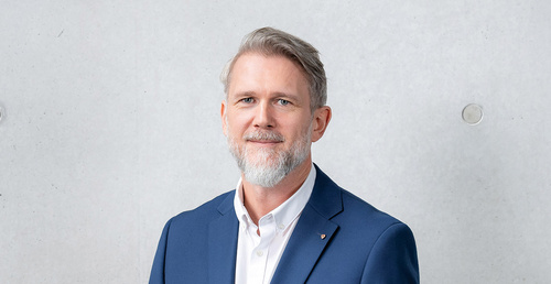  Hans-Peter Steinbacher, Leitung & Instructional Designer E-Learning Center | © HOK