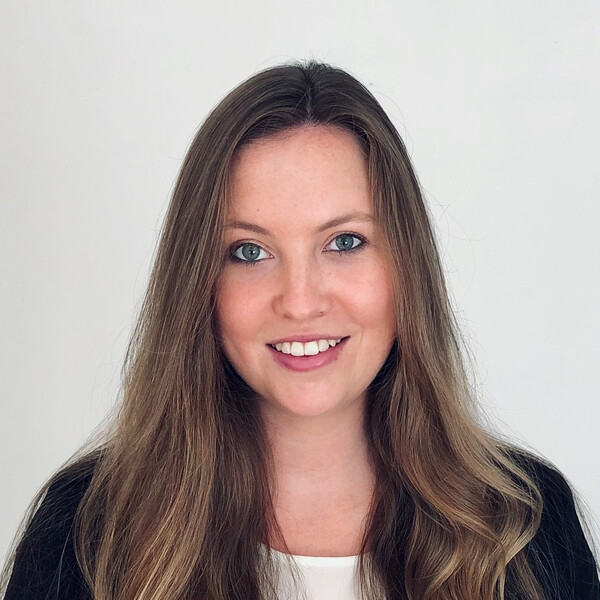 Veronika Hellmiss, Absolventin im Bachelorstudiengang Energie- & Nachhaltigkeitsmanagement  | © HOK