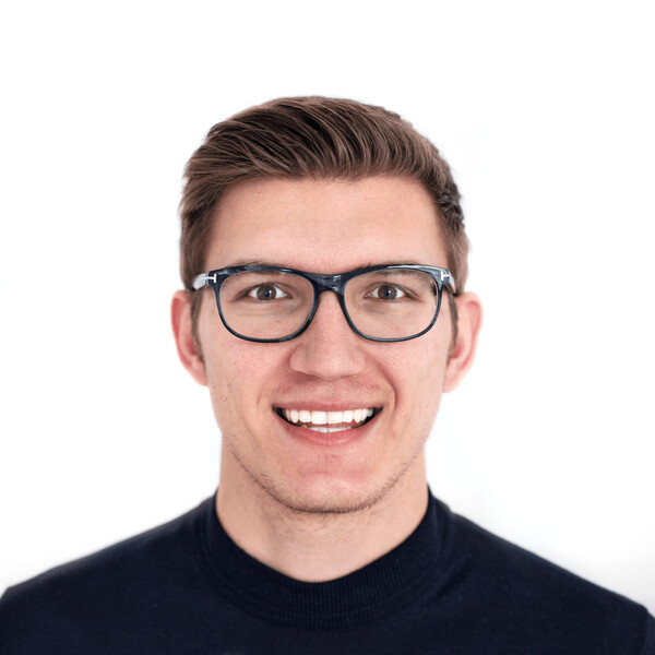 Florian Freudenthaler, Absolvent im Bachelorstudiengang  Marketing & Kommunikationsmanagement  | © HOK