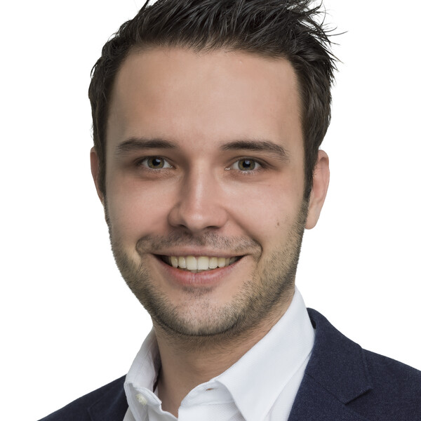 Christoph Hugl, Lehrender im Bachelorstudiengang Sport-, Kultur- & Veranstaltungsmanagement | © HOK