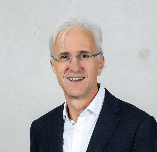 Martin Adam, Studiengangsleiter Bachelor Drone Engineering & AI-based Innovation, Wirtschaftsingenieurwesen, Master ERP-Systeme & Geschäftsprozessmanagement, Smart Products & Solutions, Smart Products & AI-driven Development; HOK | © HOK