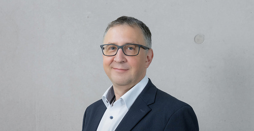 Robert Fröhler, Stv. Studiengangsleiter Bachelor Energie- & Nachhaltigkeitsmanagement, Facility Management & Immobilienwirtschaft / Master Energie- & Nachhaltigkeitsmanagement, Facility- & Immobilienmanagement / Institut für Sustain & Estate | © HOK